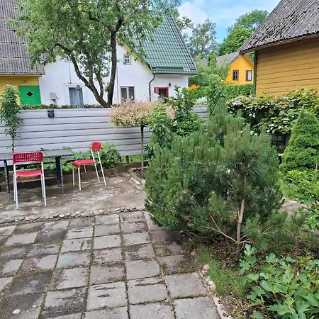 Atskiras Namelis Sveciu Namai Pas Neila Apartment *